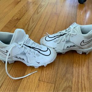 Nike Kids White and Black Sneakers Cleats
